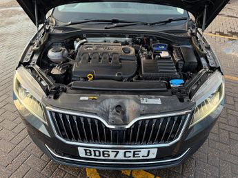 Skoda Superb 2.0 TDI SE L Executive Estate 5dr Diesel DSG Euro 6 (s/s) (150 p
