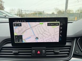 Audi Q5 2.0 TDI 40 Sport SUV 5dr Diesel S Tronic quattro Euro 6 (s/s) (2