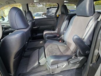 Toyota Estima 2.4L PETROL-7 SEATER-ULEZ/CAZ PASS-FREE 28MONTHS GOLD WARRANTY &