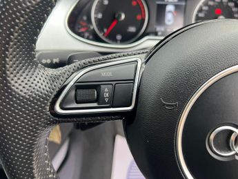 Audi A4 2.0 TDI S line Saloon 4dr Diesel Multitronic Euro 6 (s/s) (Nav) 