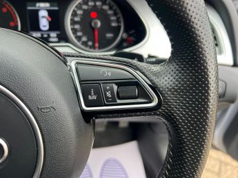 Audi A4 2.0 TDI S line Saloon 4dr Diesel Multitronic Euro 6 (s/s) (Nav)