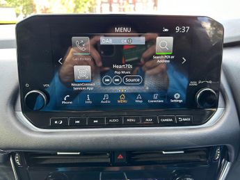 Nissan Qashqai 1.3 DIG-T MHEV N-Connecta SUV 5dr Petrol Hybrid XTRON Euro 6 (s/