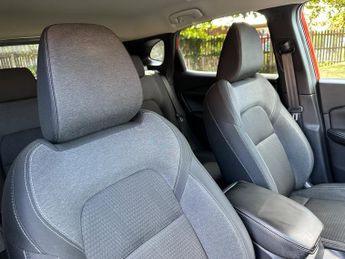 Nissan Qashqai 1.3 DIG-T MHEV N-Connecta SUV 5dr Petrol Hybrid XTRON Euro 6 (s/