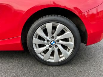BMW 1 Series 2.0 118d SE Hatchback 3dr Diesel Auto Euro 5 (s/s) (143 ps)
