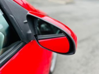 Toyota Aygo 1.0 VVT-i x-play Hatchback 5dr Petrol x-shift Euro 5 Euro 5 (68 