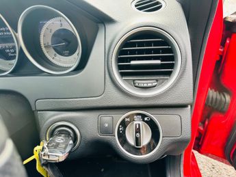 Mercedes-Benz C Class 2.1 C220 CDI BlueEfficiency AMG Sport Coupe 2dr Diesel G-Tronic+