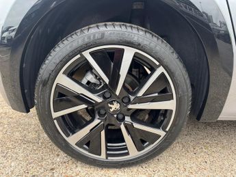 Peugeot 208 1.2 PureTech GT Hatchback 5dr Petrol EAT Euro 6 (s/s) (100 ps)