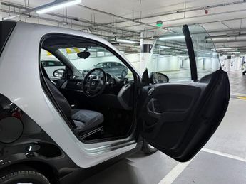 Smart ForTwo 1.0 MHD Passion Coupe 2dr Petrol Auto Euro 4 (71 bhp)