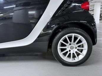 Smart ForTwo 1.0 MHD Passion Coupe 2dr Petrol Auto Euro 4 (71 bhp)