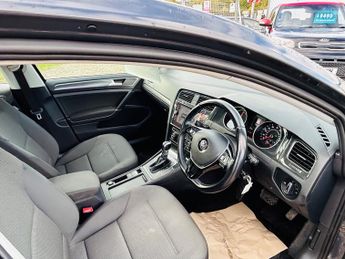 Volkswagen e-Golf 35.8kWh e-Golf Hatchback 5dr Electric Auto (136 ps)