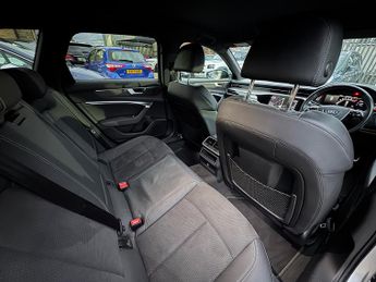 Audi A6 Avant 2.0 TFSI 40 Black Edition Estate 5dr Petrol S Tronic Euro 6 (s/s