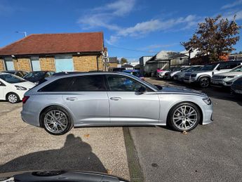 Audi A6 Avant 2.0 TFSI 40 Black Edition Estate 5dr Petrol S Tronic Euro 6 (s/s