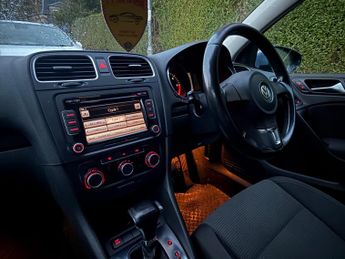 Volkswagen Golf 1.6 TDI SE Hatchback 5dr Diesel DSG Euro 5 (105 ps)