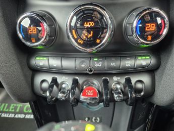 Mini Hatch 1.5 Cooper Seven Hatchback 3dr Petrol Auto Euro 6 (s/s) (136 ps)