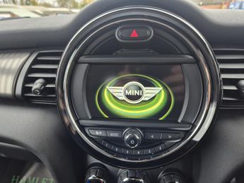 Mini Hatch 1.5 Cooper Seven Hatchback 5dr Petrol Auto Euro 6 (s/s) (136 ps)