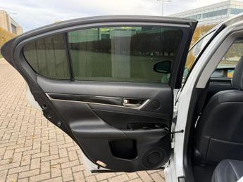 Lexus GS 2.5 300h Luxury Saloon 4dr Petrol Hybrid CVT Euro 5 (s/s) (223 p