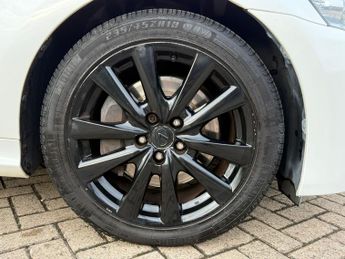 Lexus GS 2.5 300h Luxury Saloon 4dr Petrol Hybrid CVT Euro 5 (s/s) (223 p