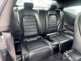 Mercedes-Benz C Class 2.1 C220d AMG Line Coupe 2dr Diesel G-Tronic+ Euro 6 (s/s) (170 