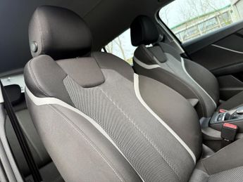 Audi Q2 1.0 TFSI 30 Sport SUV 5dr Petrol S Tronic Euro 6 (s/s) (116 ps)