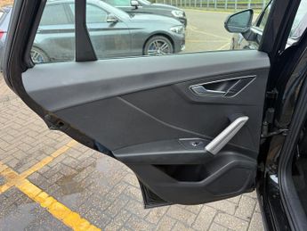 Audi Q2 1.0 TFSI 30 Sport SUV 5dr Petrol S Tronic Euro 6 (s/s) (116 ps)