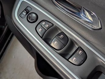 Nissan Micra 1.0 IG-T Acenta Hatchback 5dr Petrol XTRON Euro 6 (s/s) (92 ps)