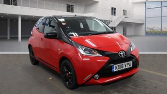Toyota AYGO 1.0 VVT-i x-cite 4 Red Bi-Tone Hatchback 5dr Petrol Manual Euro 