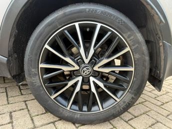 Toyota C-HR 1.8 VVT-h Excel SUV 5dr Petrol Hybrid CVT Euro 6 (s/s) (122 ps)