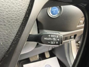 Toyota C-HR 1.8 VVT-h Excel SUV 5dr Petrol Hybrid CVT Euro 6 (s/s) (122 ps)