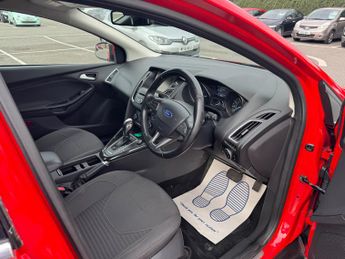 Ford Focus 1.6 125 Titanium 5dr Powershift