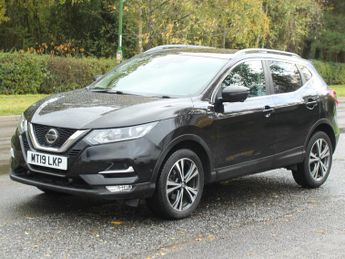 Nissan Qashqai 1.3 DIG-T N-Connecta SUV 5dr Petrol Manual Euro 6 (s/s) (140 ps)