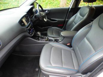 Hyundai Ioniq 1.6 h-GDi Premium SE DCT Euro 6 (s/s) 5dr