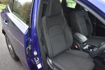 Nissan Qashqai 1.3 DIG-T MHEV Acenta Premium XTRON Euro 6 (s/s) 5dr