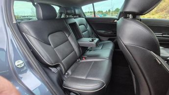 Kia Sportage 2.0 CRDi KX-3 SUV 5dr Diesel Auto AWD Euro 6 (134 bhp)