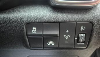 Kia Sportage 2.0 CRDi KX-3 SUV 5dr Diesel Auto AWD Euro 6 (134 bhp)