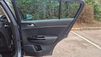 Kia Sportage 2.0 CRDi KX-3 SUV 5dr Diesel Auto AWD Euro 6 (134 bhp)