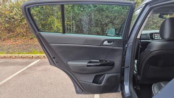 Kia Sportage 2.0 CRDi KX-3 SUV 5dr Diesel Auto AWD Euro 6 (134 bhp)