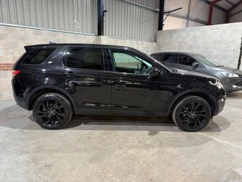 Land Rover Discovery Sport 2.0 TD4 HSE Black SUV 5dr Diesel Auto 4WD Euro 6 (s/s) (180 ps)