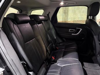 Land Rover Discovery Sport 2.0 TD4 HSE Black SUV 5dr Diesel Auto 4WD Euro 6 (s/s) (180 ps)