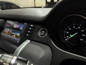 Land Rover Discovery Sport 2.0 TD4 HSE Black SUV 5dr Diesel Auto 4WD Euro 6 (s/s) (180 ps)