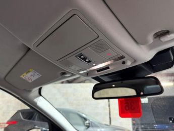 Land Rover Discovery Sport 2.0 TD4 HSE Black SUV 5dr Diesel Auto 4WD Euro 6 (s/s) (180 ps)