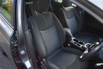 Nissan LEAF 39kWh Acenta Auto 5dr