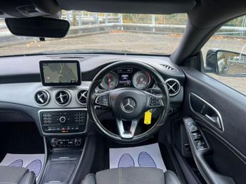 Mercedes-Benz CLA Class 2.1 CLA220d Sport Coupe 4dr Diesel 7G-DCT Euro 6 (s/s) (177 ps)