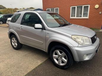 Toyota RAV4 2.0 VVT-i XT-R SUV 3dr Petrol Manual 4WD (207 g/km, 147 bhp) 1 O