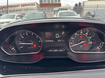 Peugeot 208 1.2 PureTech Allure Hatchback 5dr Petrol EAT Euro 6 (s/s) (110 p