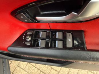 Land Rover Range Rover Evoque 2.0 TD4 HSE Dynamic SUV 5dr Diesel Auto 4WD Euro 6 (s/s) (180 ps