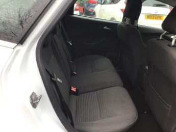 Ford Focus 1.5 TDCi Titanium Hatchback 5dr Diesel Manual Euro 6 (s/s) (120 