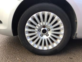 Ford Focus 1.6 TDCi Titanium Estate 5dr Diesel Manual (115 g/km, 108 bhp)