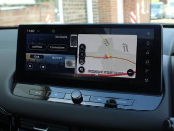 Nissan Qashqai 1.3 DIG-T MHEV N-Connecta SUV 5dr Petrol Hybrid XTRON Euro 6 (s/