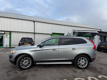 Volvo XC60 2.4 D5 SE SUV 5dr Diesel Geartronic AWD Euro 4 (205 ps)