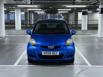 Toyota Aygo 1.0 VVT-i Blue Hatchback 3dr Petrol MultiMode Euro 4 (67 bhp)